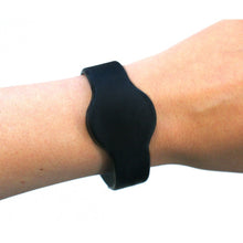Load image into Gallery viewer, Black round wristband product
